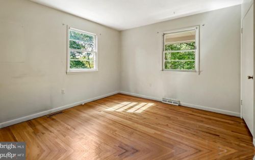 7301 Lackawanna Dr, Springfield VA  22150-4418 exterior