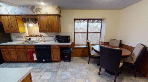 1607 Peters Colony Rd, Carrollton TX  75007-3902 exterior