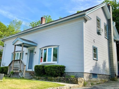 58 Grove St, Glocester, RI 02859-3142