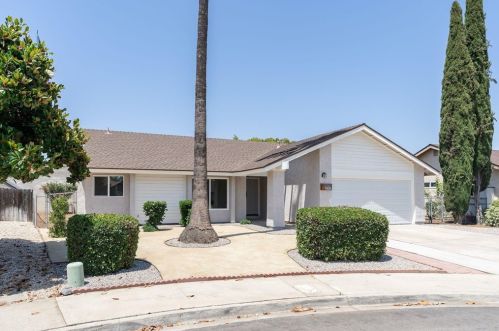 1426 Comet Ct, El Cajon, CA 92019-1935