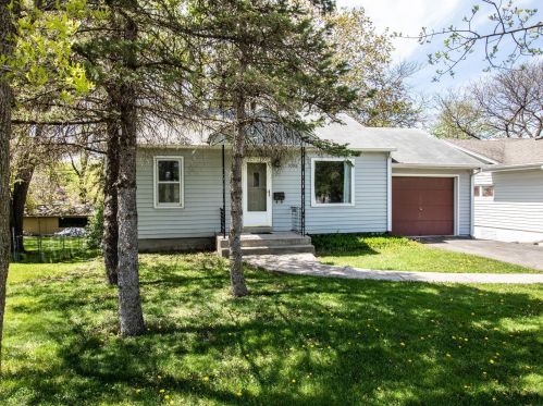 1008 Spring St, Waterford, MN 55057-2724
