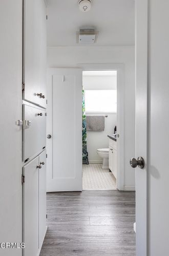 604 Hawthorne St, Glendale CA  91204-3105 exterior