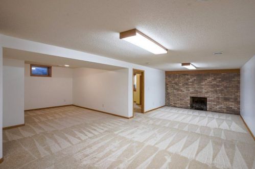 506 2nd Ave, Saint Paul MN  55112-6824 exterior