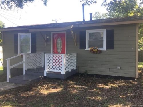 102 Elm St, Gastonia, NC 28052-5337