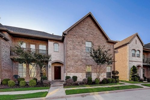 4272 Comanche Dr, Carrollton TX 75010-3300 exterior