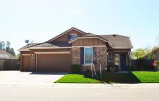 4547 Chinook Dr, Redding, CA 96002-3548