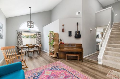 1504 Promontory Ridge Way, Vista, CA 92081-5487