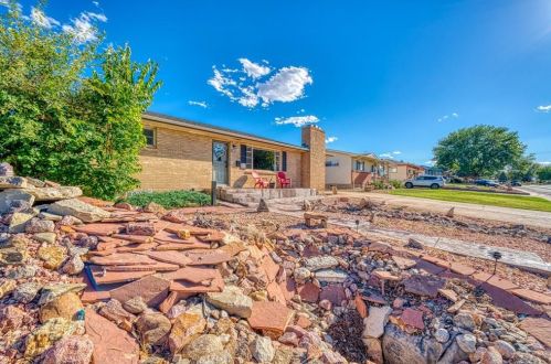 48 Duke St, Pueblo CO  81005-1604 exterior