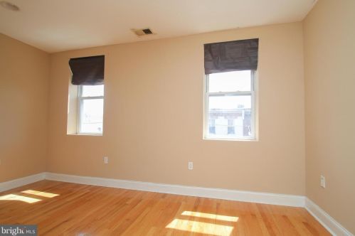 1838 10th St, Philadelphia PA 19148-2317 exterior