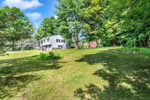 4 Boulder Rd, Hillsboro, NH 03244-4813