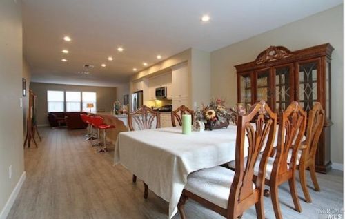 124 Johnson St, Windsor, CA 95492-7434