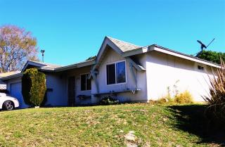 172 Carey Rd, Oceanside, CA 92054-3630