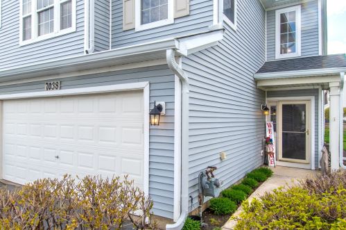 7038 Creekside Dr, Plainfield, IL 60586-1774
