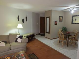 1770 Adolphus St, Saint Paul MN  55117-2357 exterior