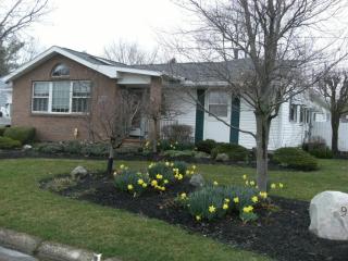 900 Lincoln Dr, Circleville, OH 43113-1347