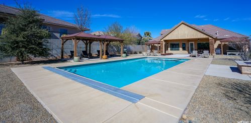 1983 Pikes Dr, Saint George, UT 84770-6981