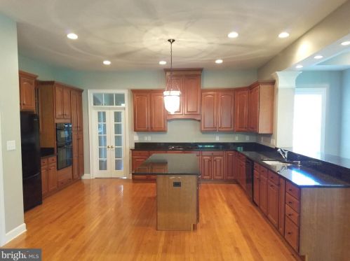 17510 Ashton Forest Ter, Sandy Spring MD  20860-3009 exterior