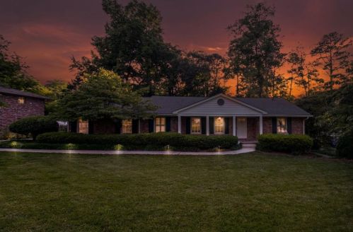 2576 Caladium Dr, Atlanta, GA 30345-2056