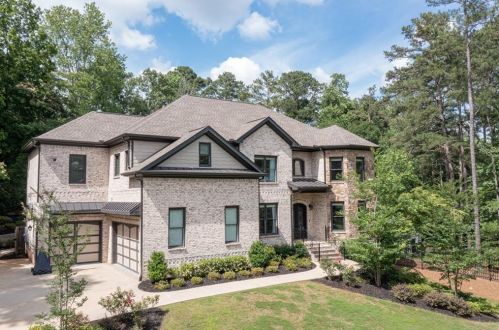 2635 Indian Lake Dr, Marietta, GA 30062-4752