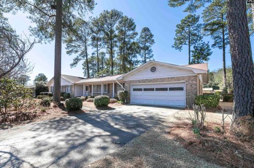 1118 Pine Croft Dr, Cayce-West Columbia, SC 29170-3139