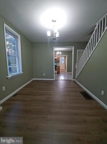 153 Ridge St, Harrisburg, PA 17113-2259
