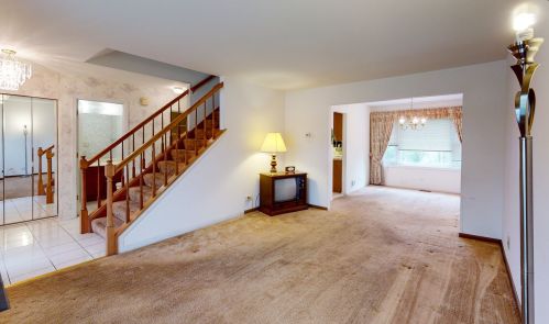 1225 Diane Ln, Elk Grove Vlg, IL 60007-3056