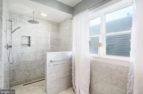 764 19 St, Philadelphia PA 19130-2001 exterior