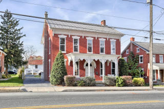 1346 Main St, Ephrata PA  17522-1312 exterior