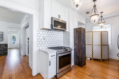 501 Walnut St, Santa Ana CA  92701-6029 exterior