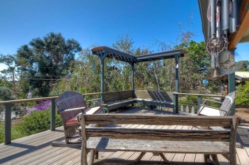 1818 Avocado Rd, Oceanside, CA 92054-6106