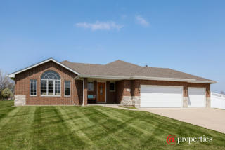 21156 Wooded Cove Dr, Elwood, IL 60421-9607