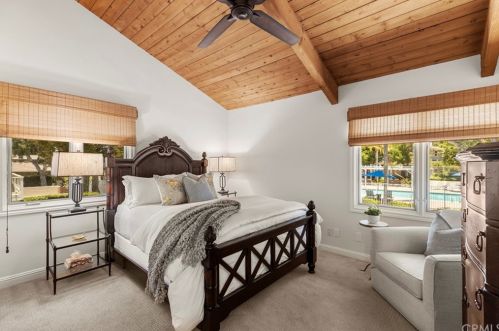 11407 Arroyo Ave, Santa Ana CA  92705-2403 exterior