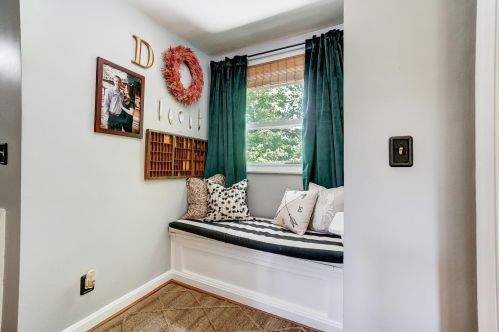 6444 Fair Oaks Ave, Cincinnati OH 45237-4544 exterior