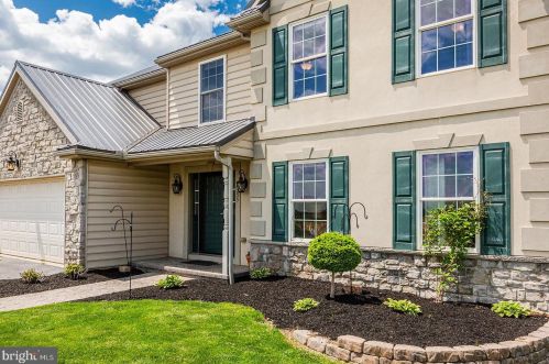 2355 View Rd, Lancaster PA  17602-1844 exterior