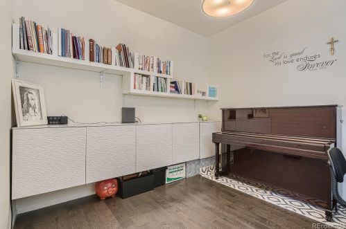 14901 Poundstone Dr, Denver CO 80015-4230 exterior