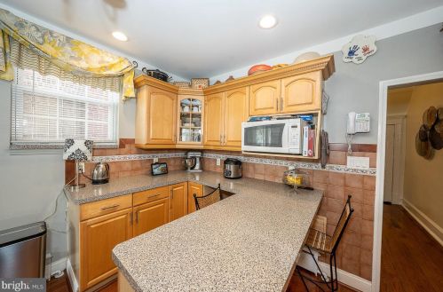 5726 12 St, Philadelphia PA 19141-4111 exterior