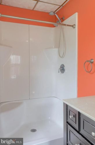 326 Mary St, Lancaster PA  17603-3331 exterior