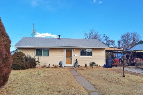 2622 Acero Ave, Pueblo, CO 81004-4110