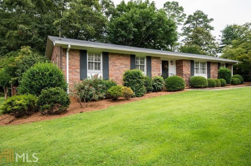 103 Nixon St, Carrollton, GA 30117-4319