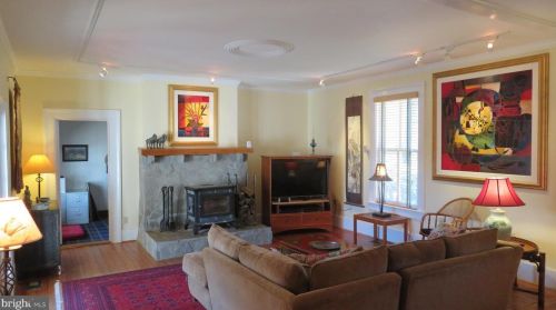 9587 Obannons Mill Rd, Boston, VA 22713-1809