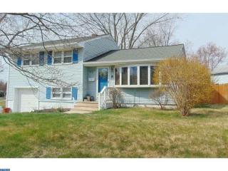 16 Cedarcroft Rd, Gibbsboro, NJ 08026-1450