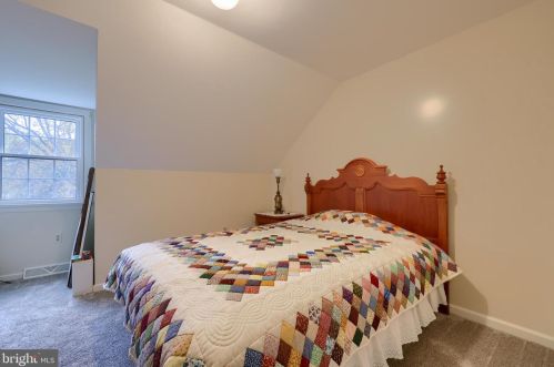 2078 Jarvis Rd, Lancaster PA  17601-6026 exterior