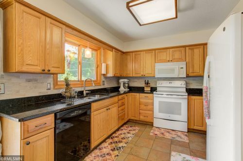 151 Dennison Ave, Saint Paul MN  55126-6237 exterior