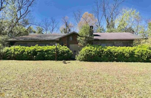 189 Van Demon Ct, Fitzgerald, GA 31750-8005