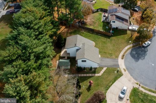 4 Peoria Ct, Erial, NJ 08081-1815