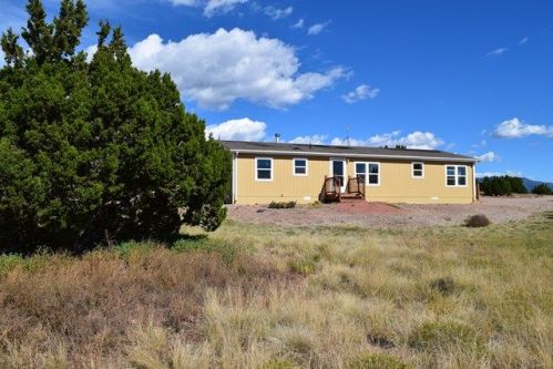 251 Dawn Ridge Trl, Penrose, CO 81240-9167