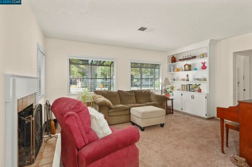 2345 Belmont Rd, Concord CA  94520-3411 exterior