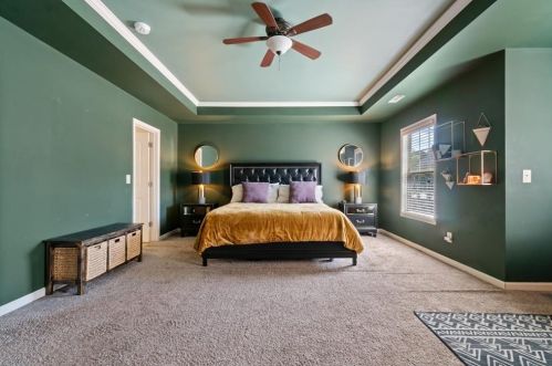 421 Fernbay Dr, Atlanta GA  30331-8957 exterior