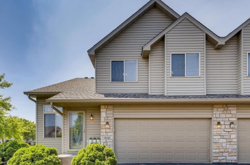 1648 Bedford Ln, Prior Lake, MN 55379-4449
