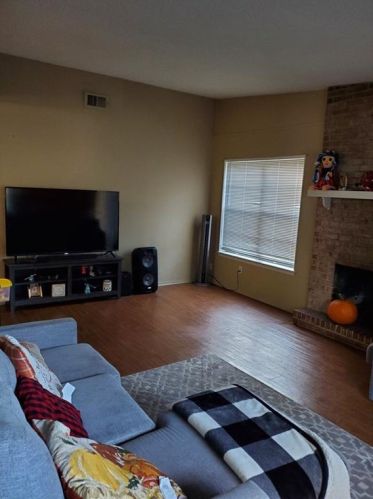 9812 Dallum Dr, Austin, TX 78753-4312